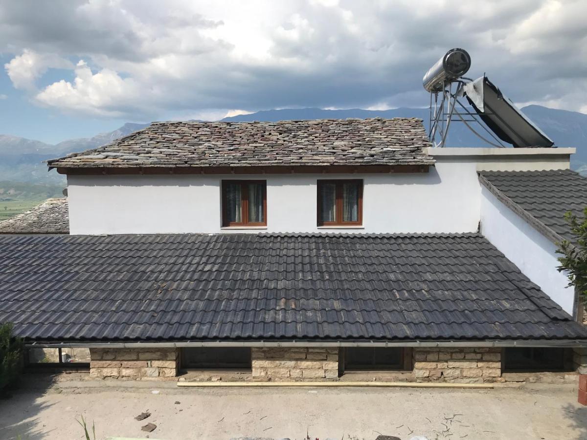 Vila Eri Гірокастра Екстер'єр фото